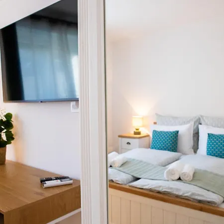 Major Apartmanhaz *