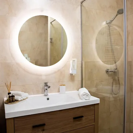 شقة Major Apartmanhaz تيهاني