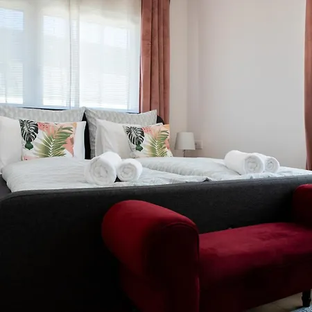 Major Apartmanhaz Daire