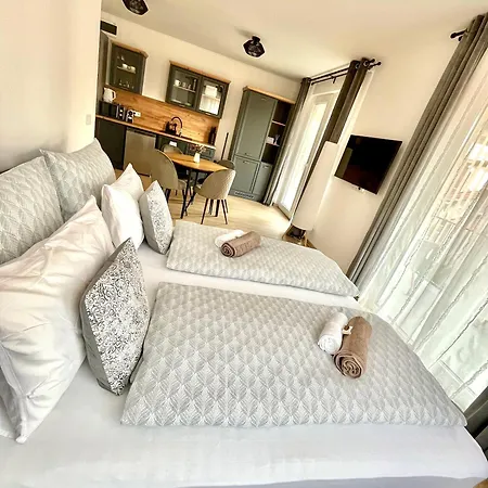 Major Apartmanhaz Διαμέρισμα