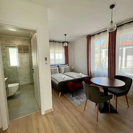 Daire Major Apartmanhaz *