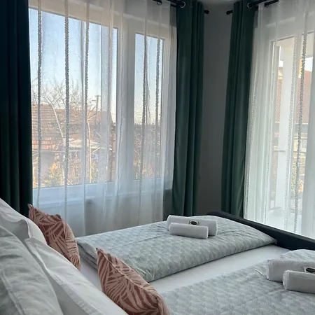 Major Apartmanhaz Daire *