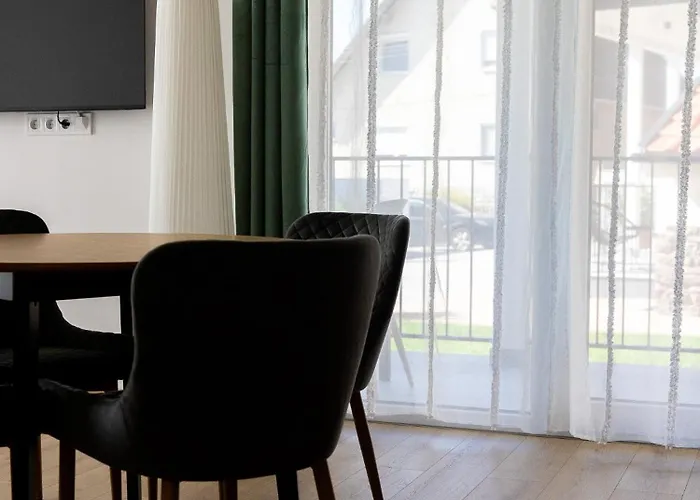 Major Apartmanhaz *