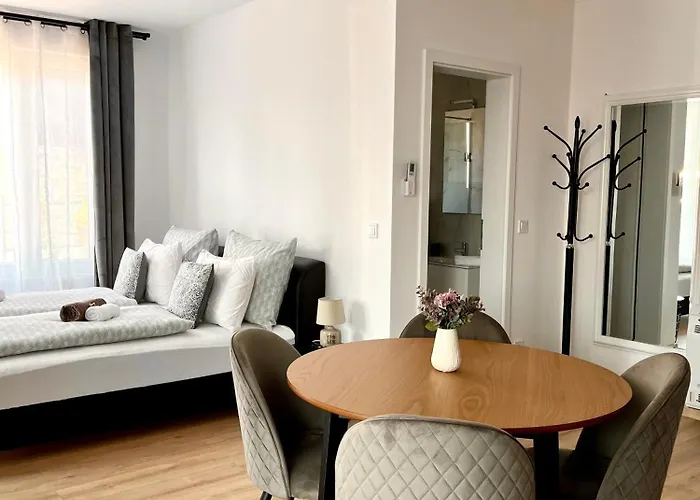 Major Apartmanhaz Tihany